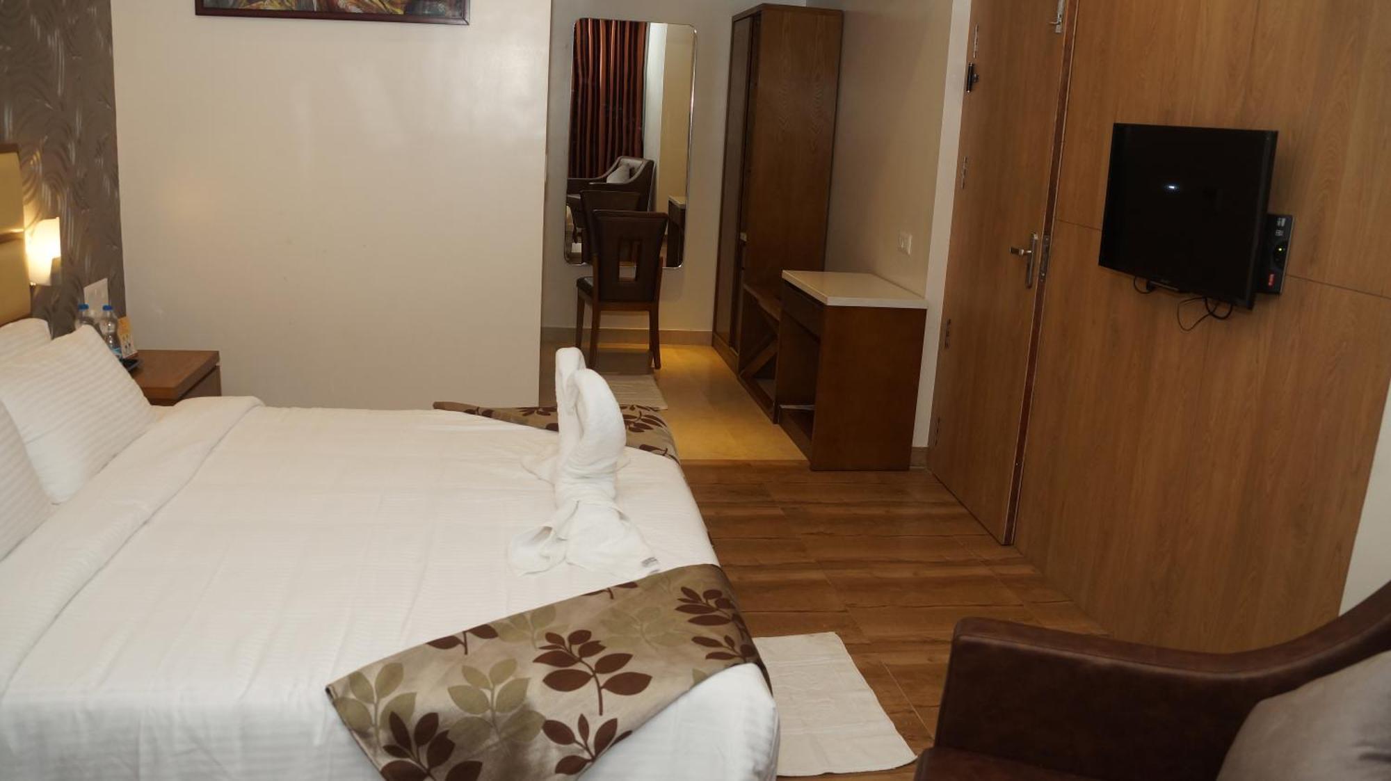 Kani Residency Hotel Tuticorin Dış mekan fotoğraf